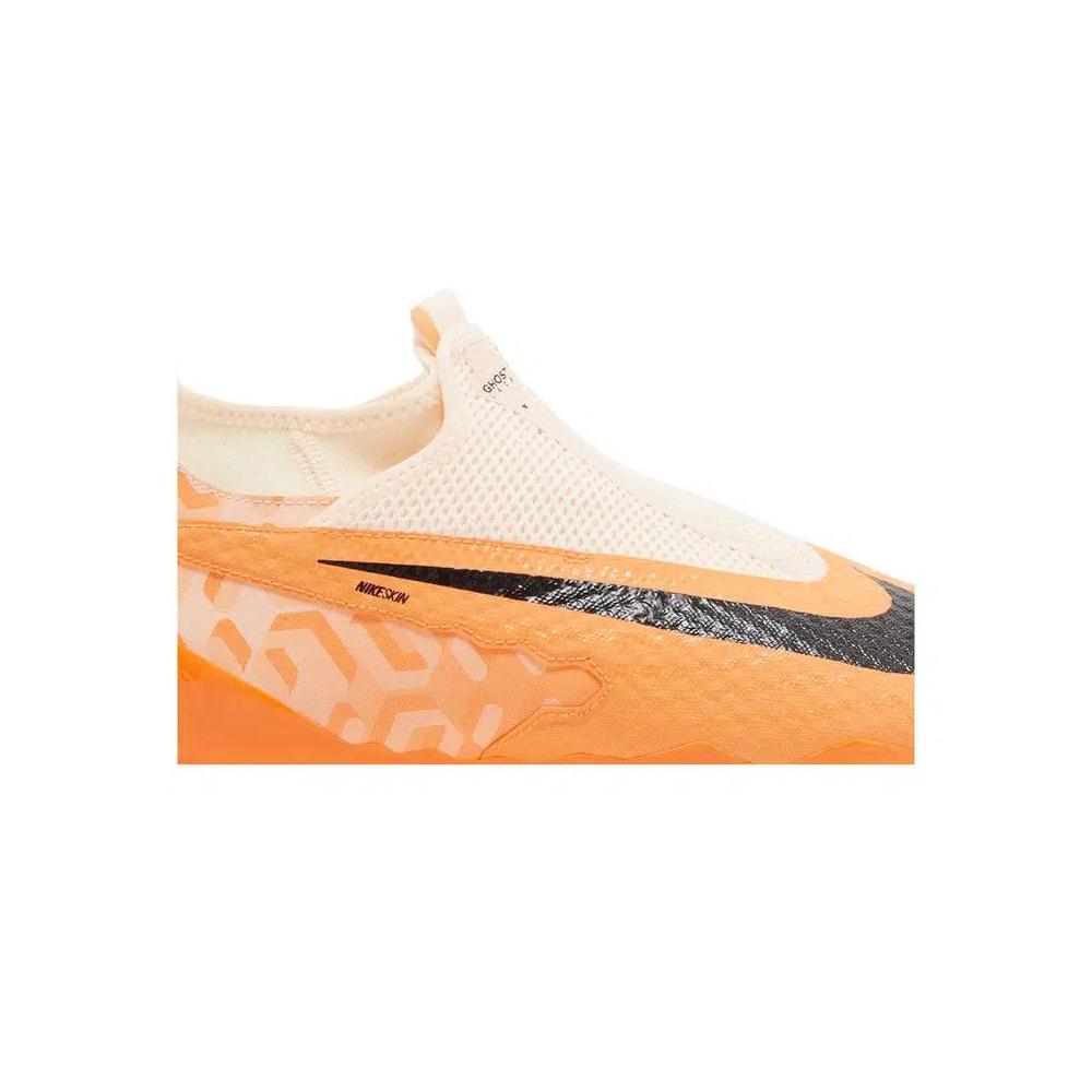 Бутсы Nike Phantom GX Academy DF WC FG MG 'United Pack' 2
