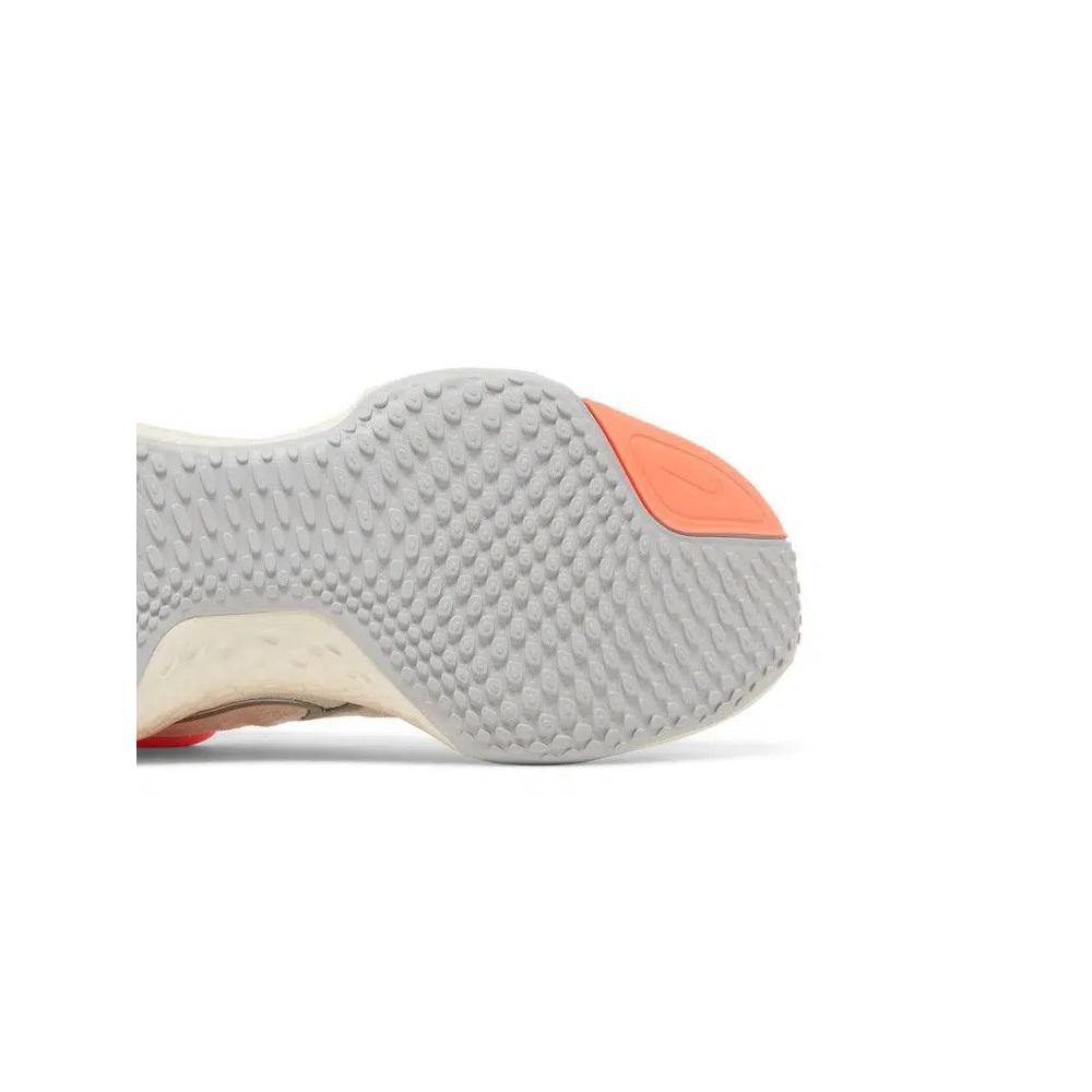 Кроссовки Nike Wmns ZoomX Invincible Run Flyknit 'White Bright Mango' 5