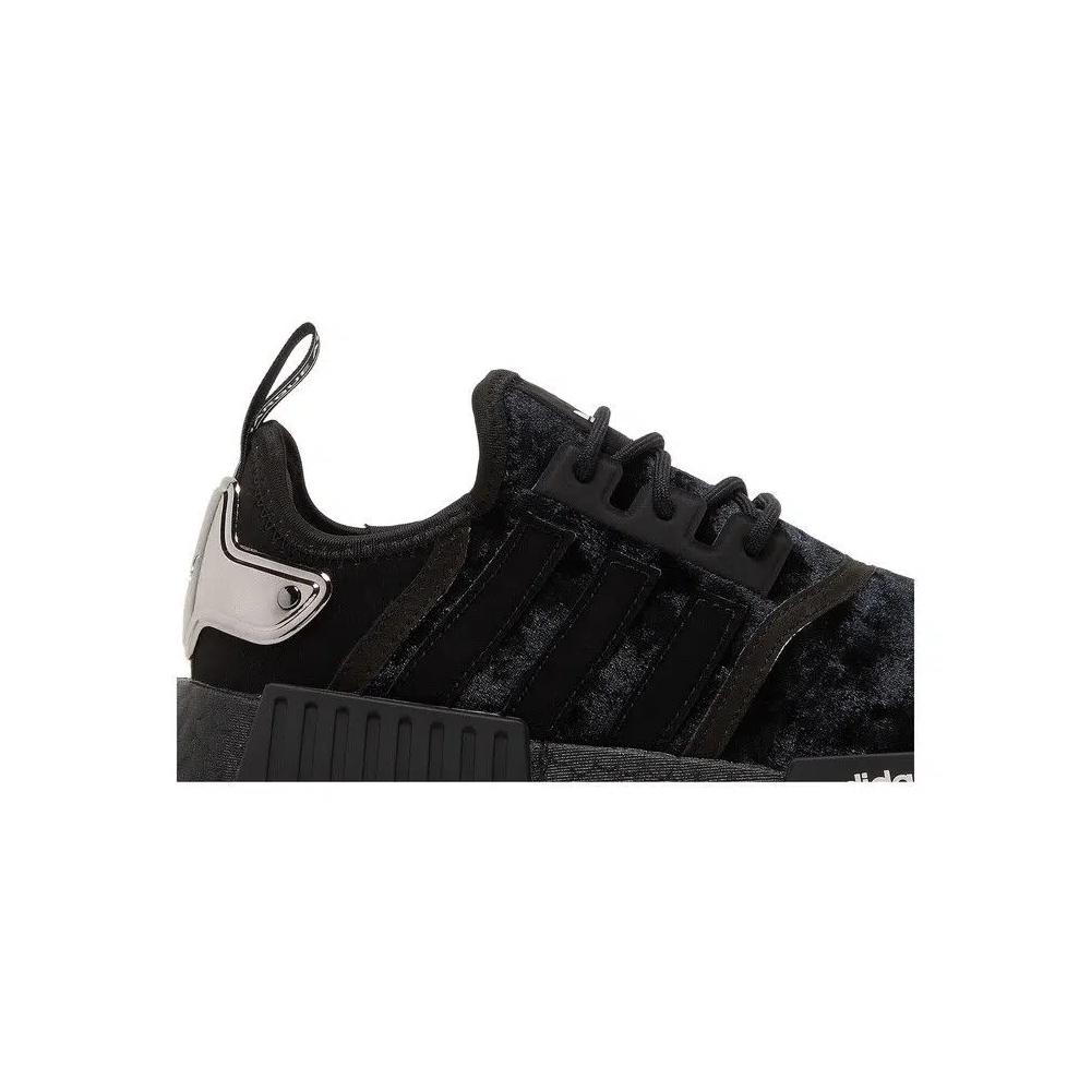 Кроссовки adidas Wmns NMD_R1 'Triple Black' 2