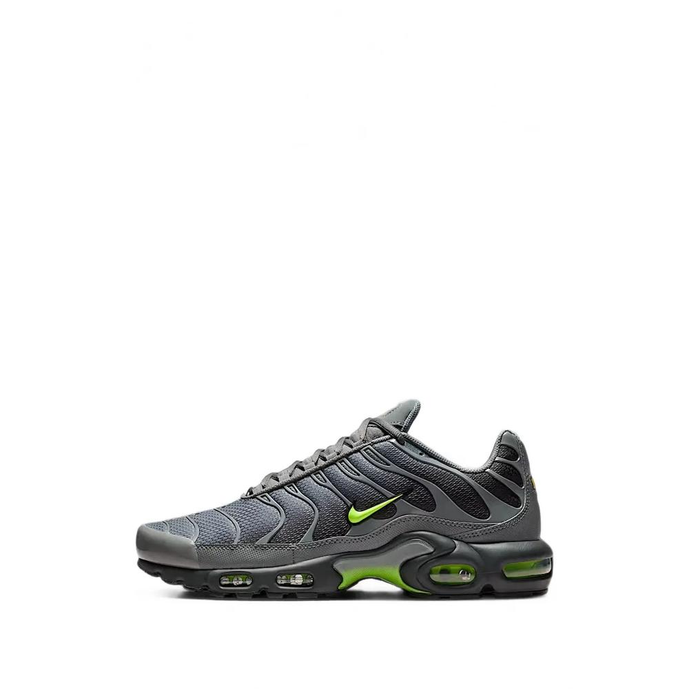 Кроссовки Air Max Plus 1