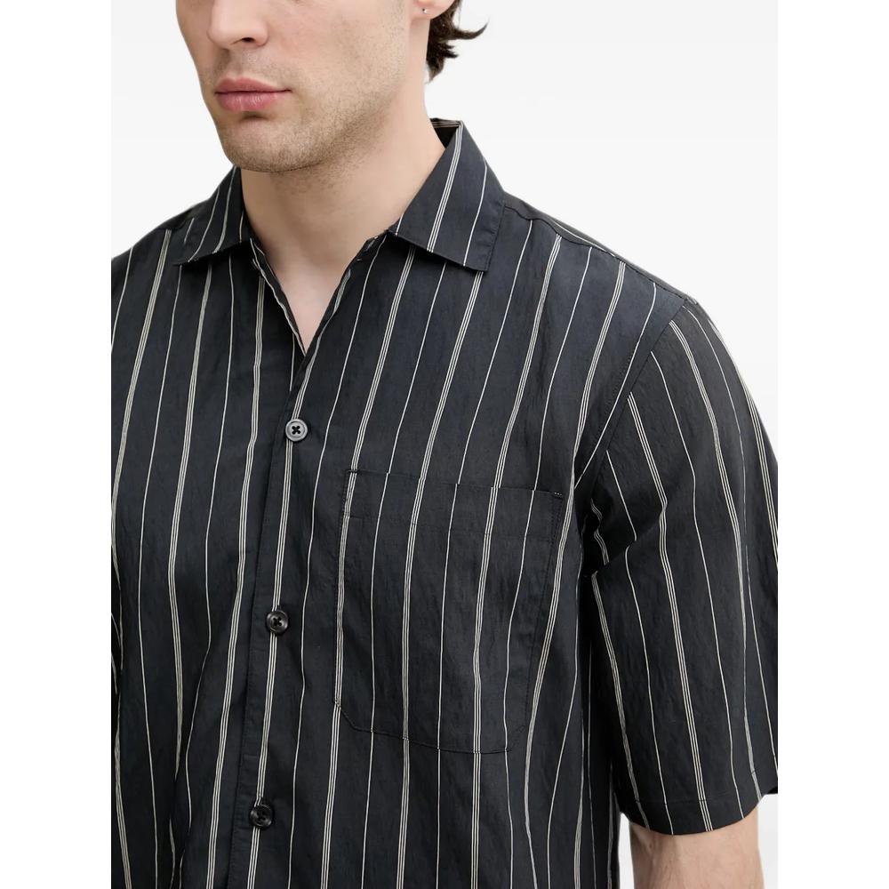 vertical-stripe short-sleeve shirt 4