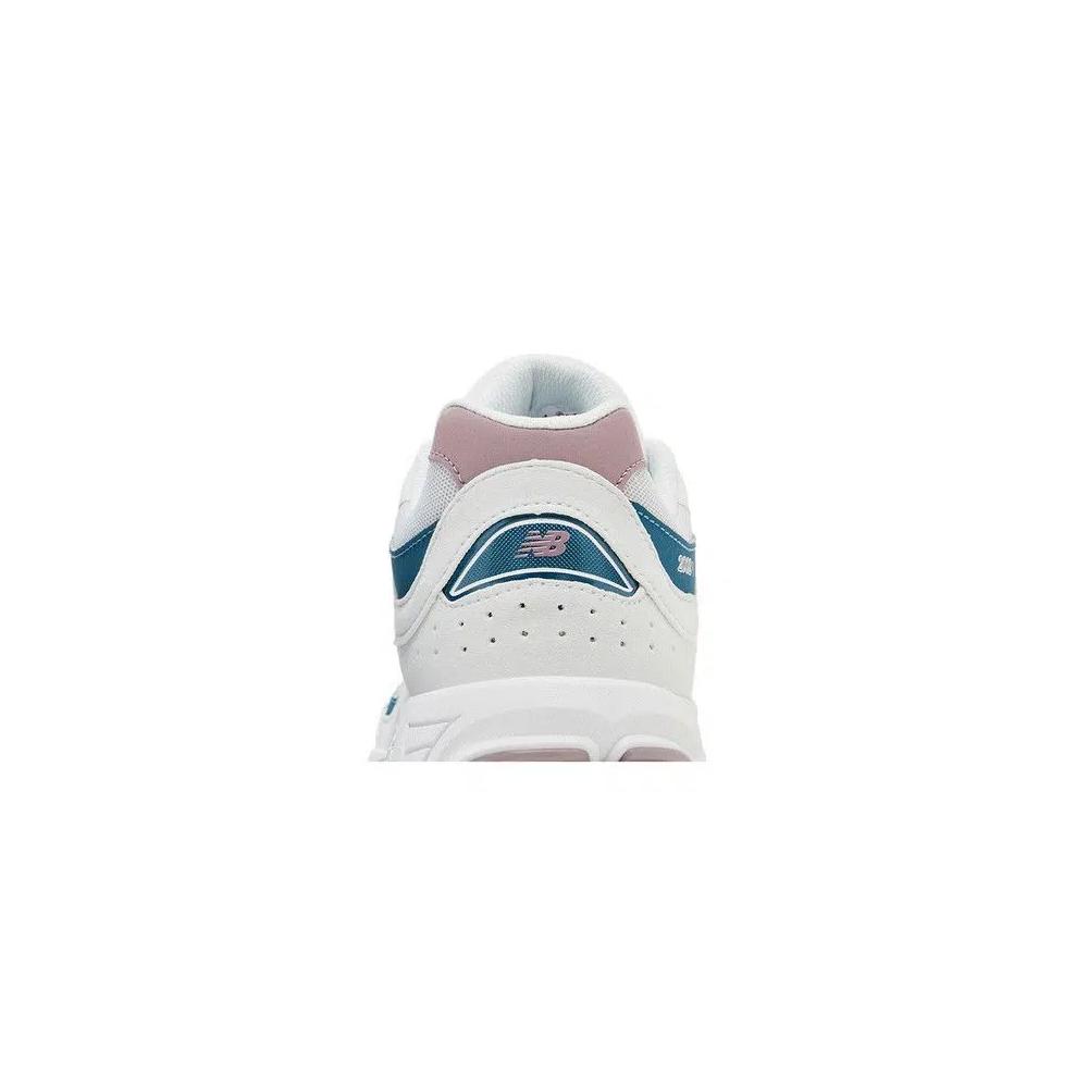 Кроссовки New Balance 2002R Big Kid 'Quartz Grey Ice Wine' 7