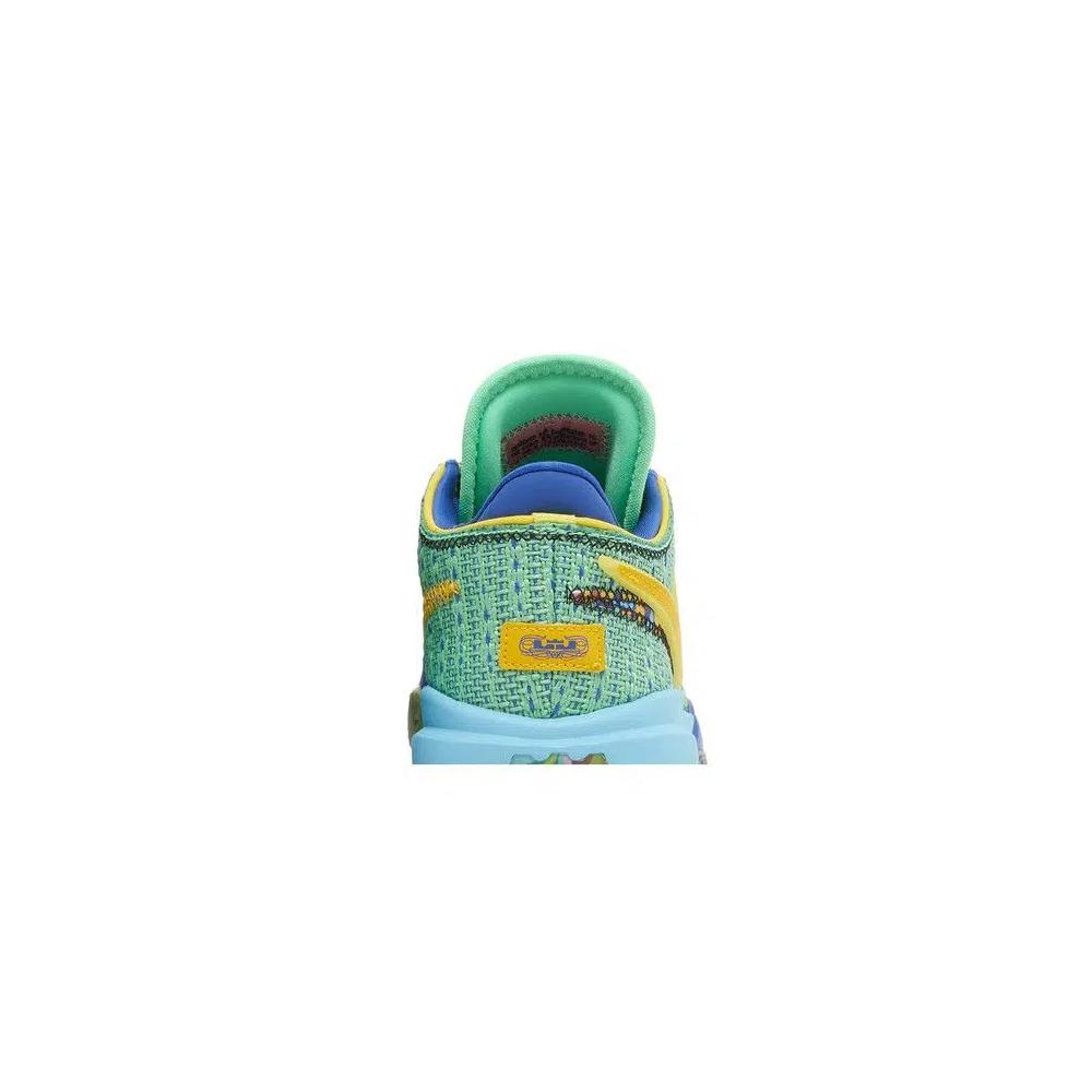 Кроссовки Nike LeBron 20 GS 'Kaleidoscope' 7