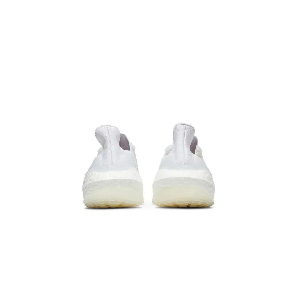 Кроссовки adidas UltraBoost 22 'Cloud White' 6