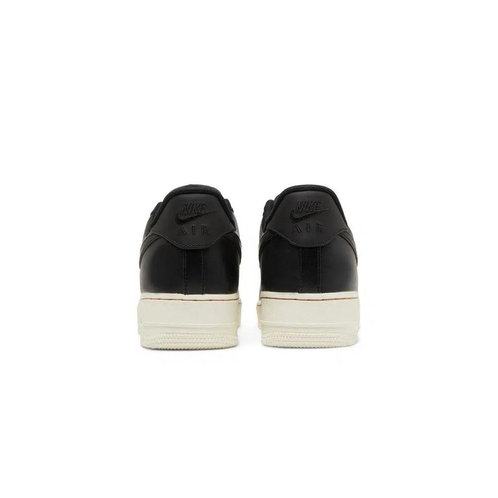 Кроссовки Nike Air Force 1 Premium 'Black Pack' 6