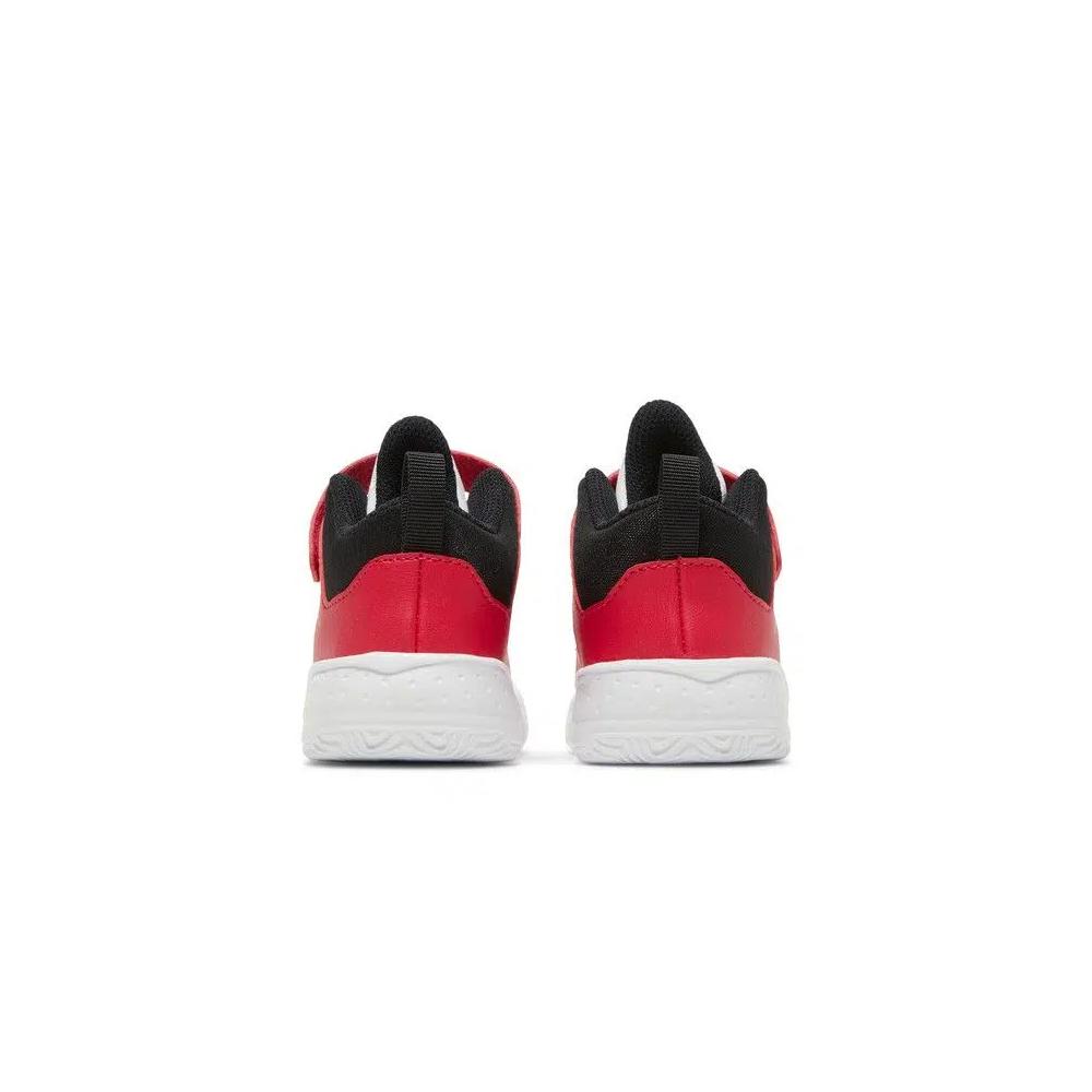 Кроссовки Air Jordan Max Aura 3 TD 'White Very Berry' 6