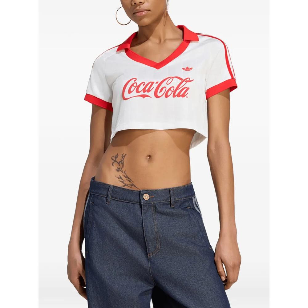 Укороченный топ из коллаборации с Coca-Cola 1