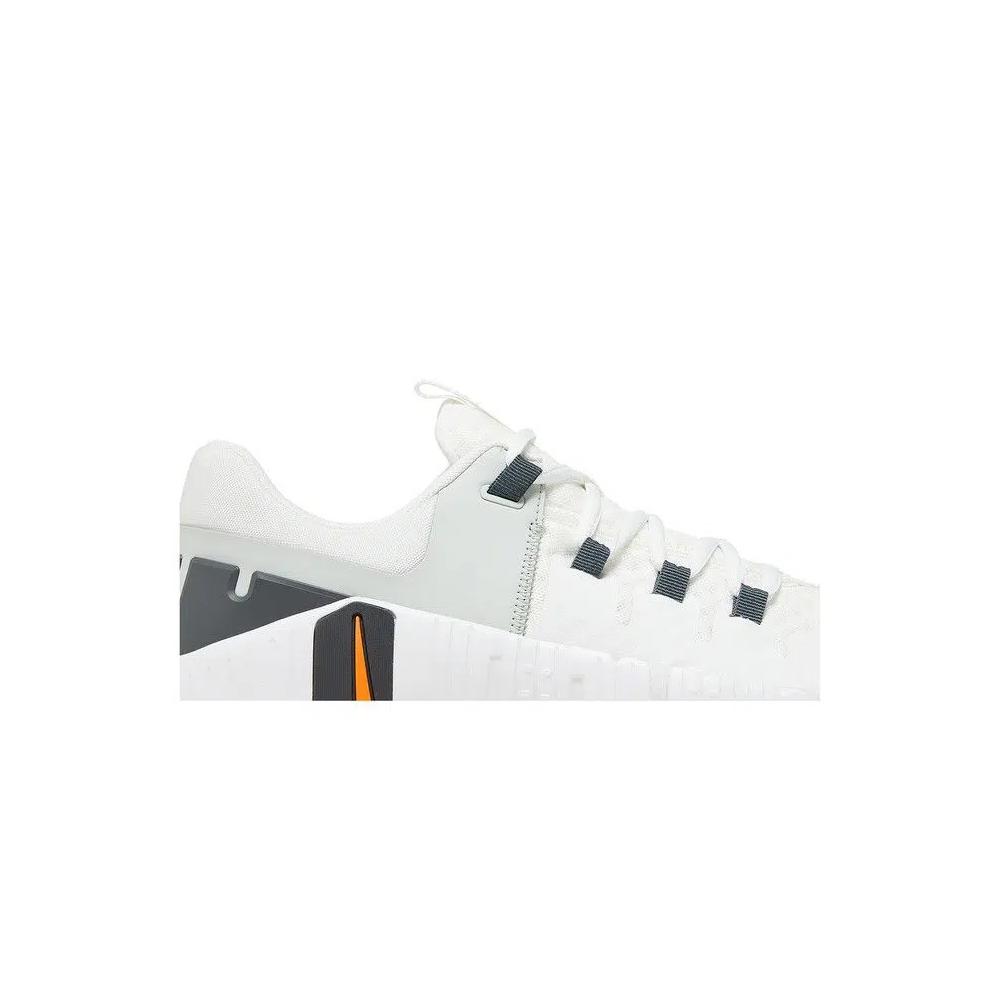 Кроссовки Nike Free Metcon 5 'White Bright Mandarin' 2