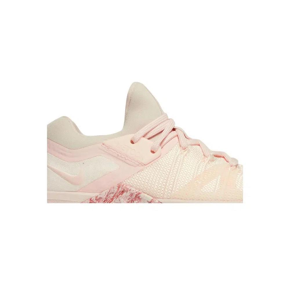 Кроссовки Nike Wmns Metcon Flyknit 3 'Echo Pink' 2