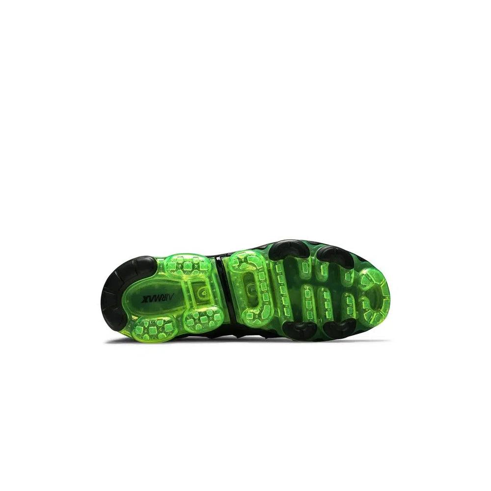 Кроссовки Nike Air VaporMax Plus 'Black Volt' 4