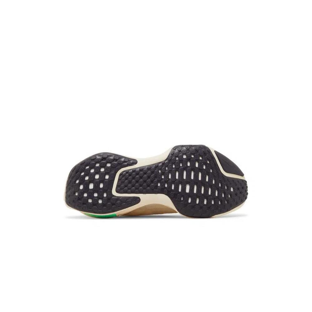 Кроссовки Nike ZoomX Invincible Run Flyknit 3 'Light Cream' 4