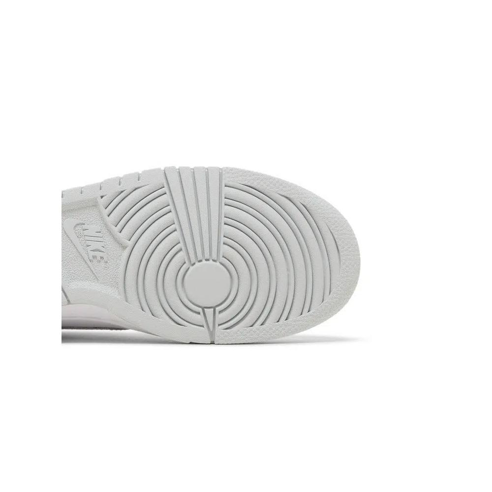 Кроссовки Nike Dunk Low GS 'Pure Platinum' 5