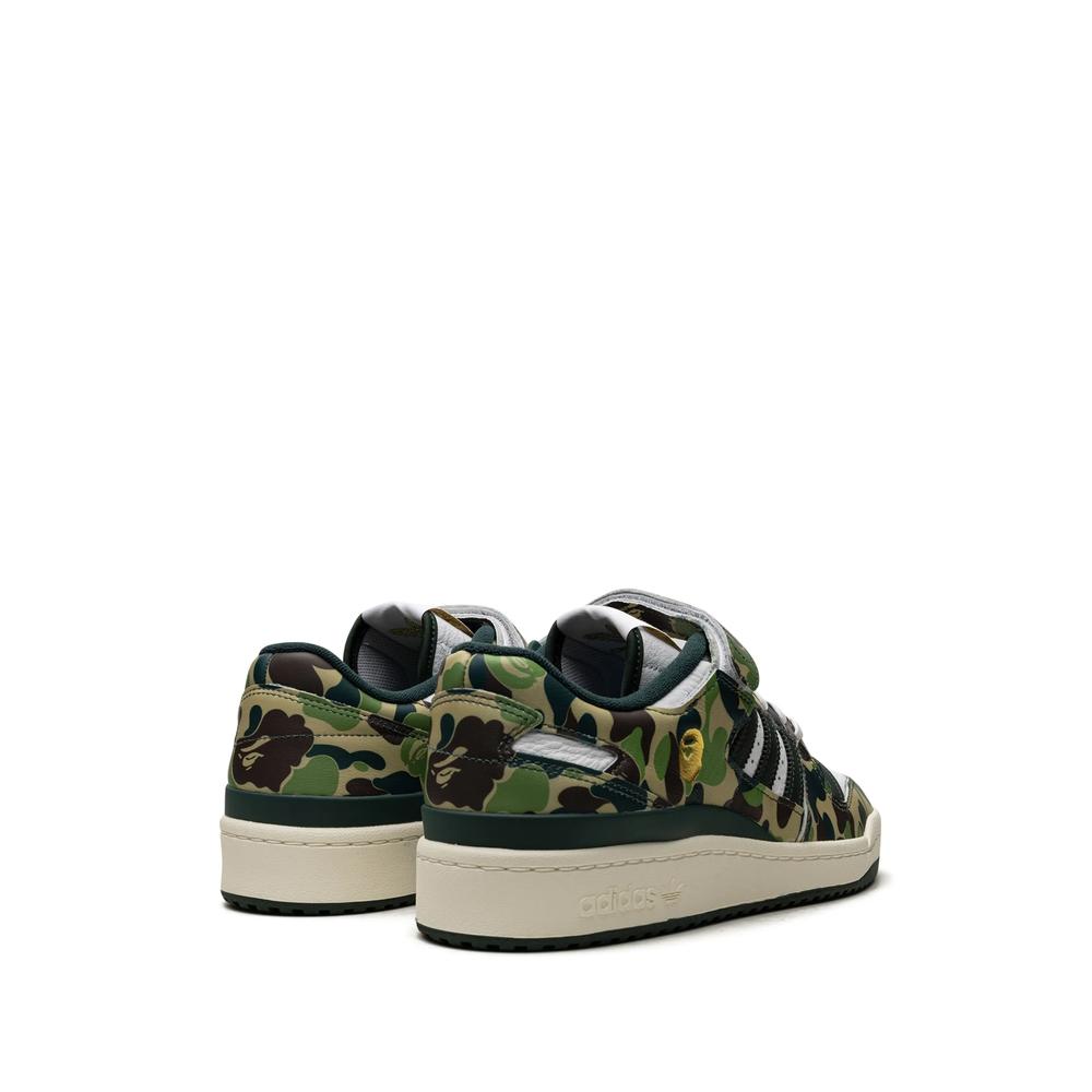 Кроссовки Forum 84 Low 30th Anniversary Green Camo из коллаборации с BAPE 3