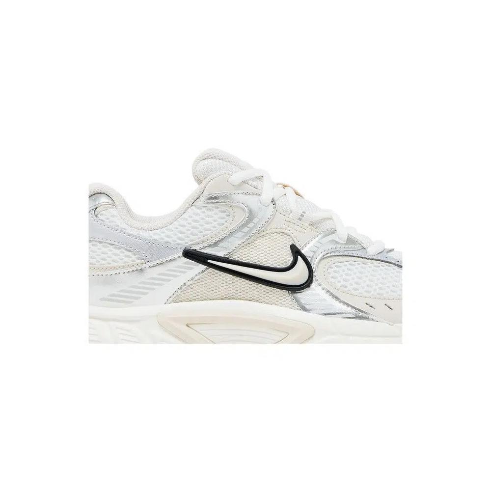 Кроссовки Nike Wmns V5 RNR 'Summit White Light Orewood' 2