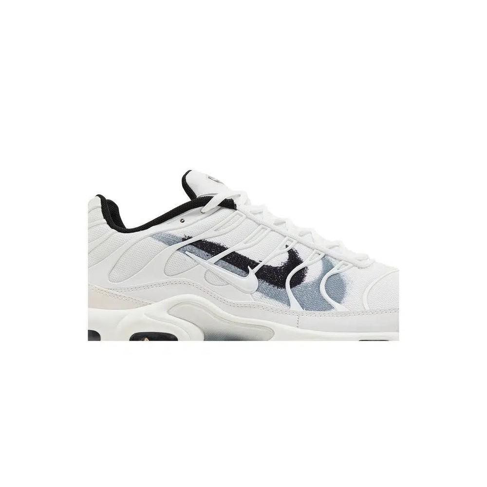 Кроссовки Nike Air Max Plus 'Spray Paint Swoosh - White Cool Grey' 2