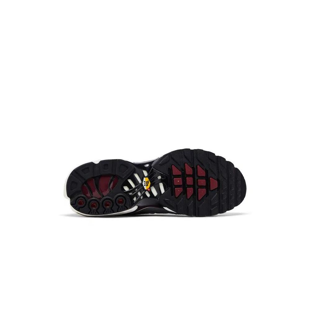 Кроссовки Nike Air Max Plus 'Team Red Cool Grey' 4