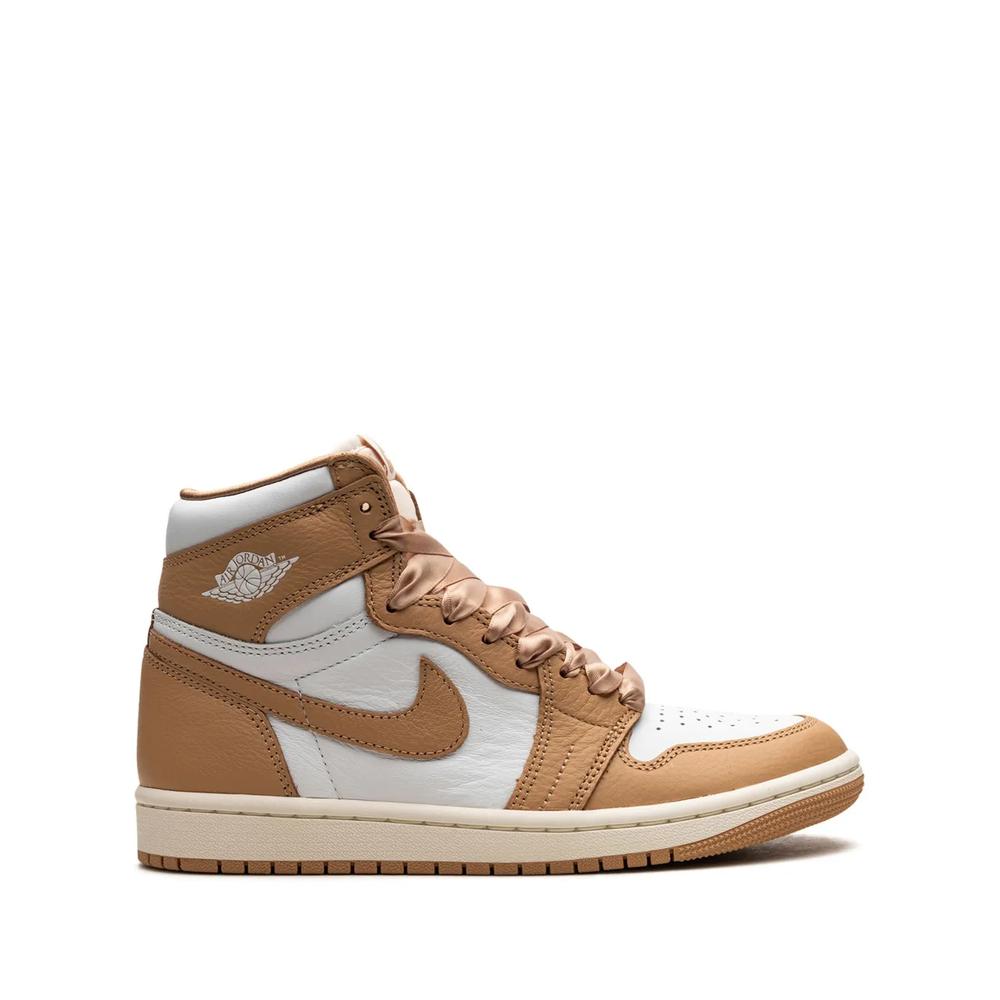 Кроссовки Air Jordan 1 Retro High OG 'Luxury Handbag' 1