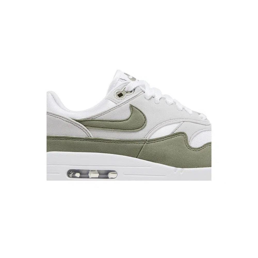 Кроссовки Nike Wmns Air Max 1 'Light Army' 2
