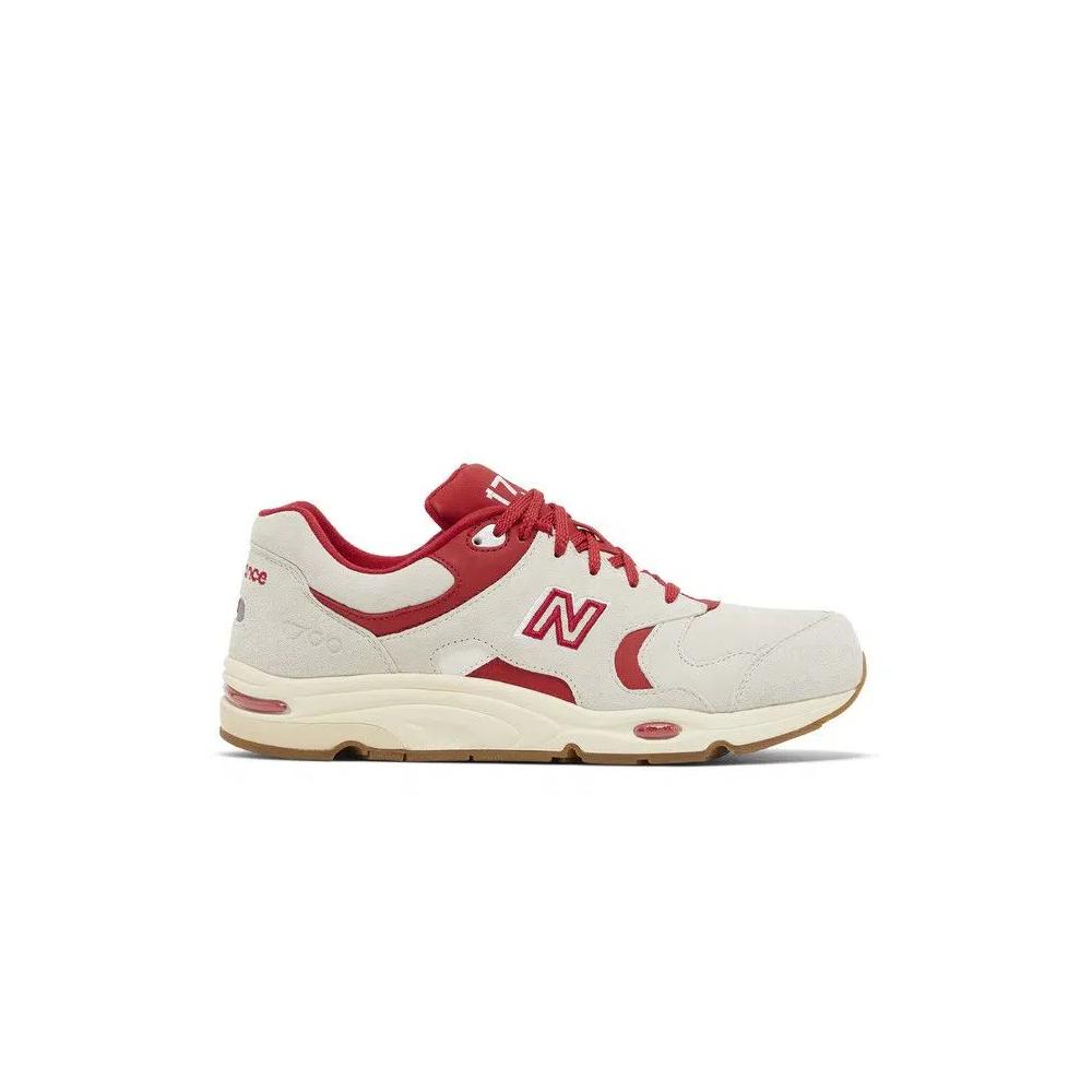 Кроссовки Kith x New Balance 1700 'Canada Pack - Marshmallow' 1