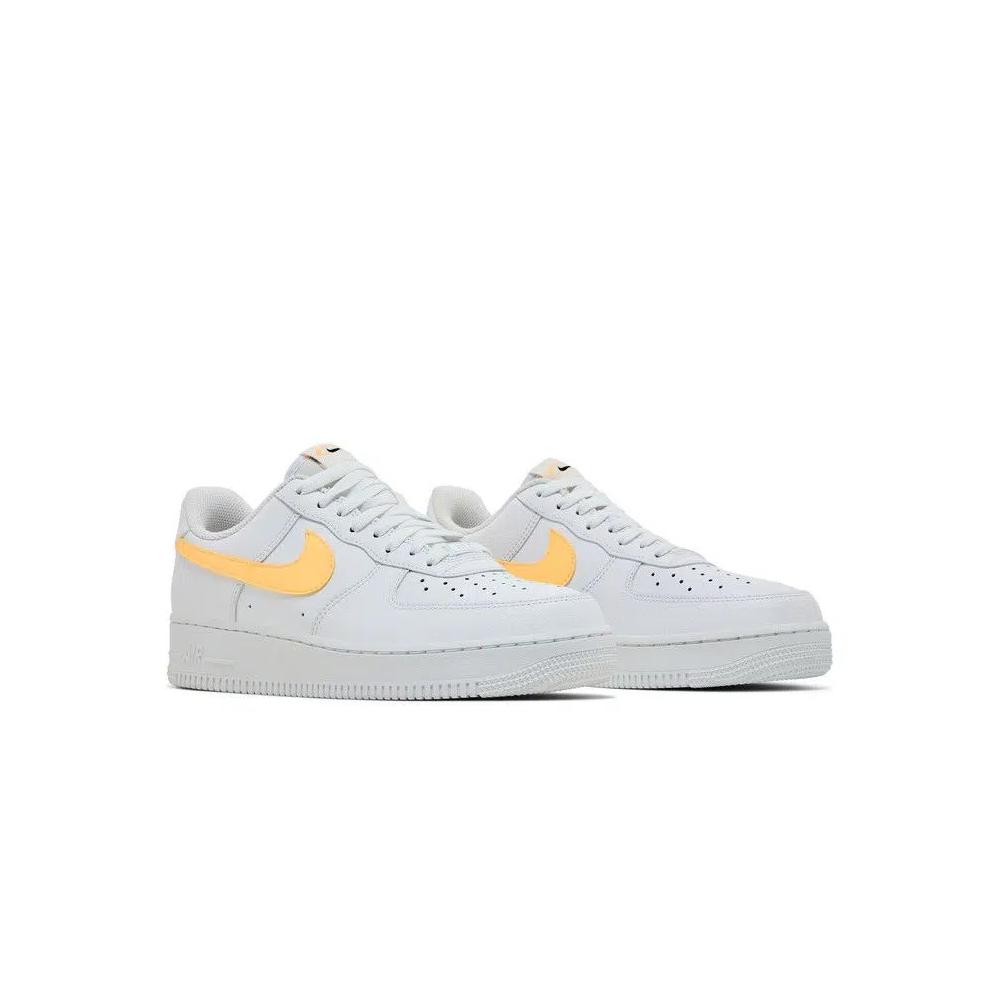 Кроссовки Nike Wmns Air Force 1 Low 'White Melon Tint' 8