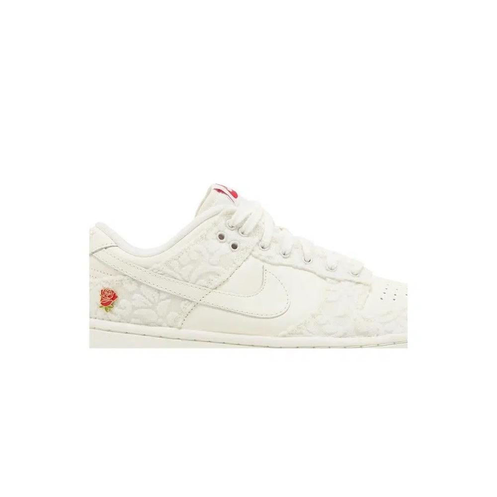 Кроссовки Nike Wmns Dunk Low 'Give Her Flowers' 2