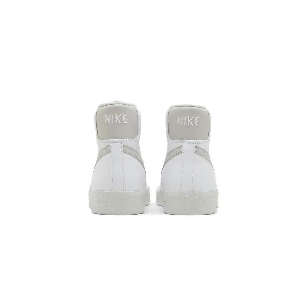 Кроссовки Nike Blazer Mid '77 SE GS 'White Light Bone' 6