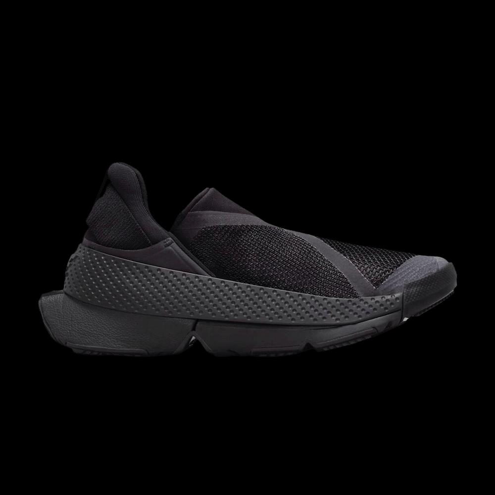 Кроссовки Nike Wmns GO FlyEase 'Triple Black' 1