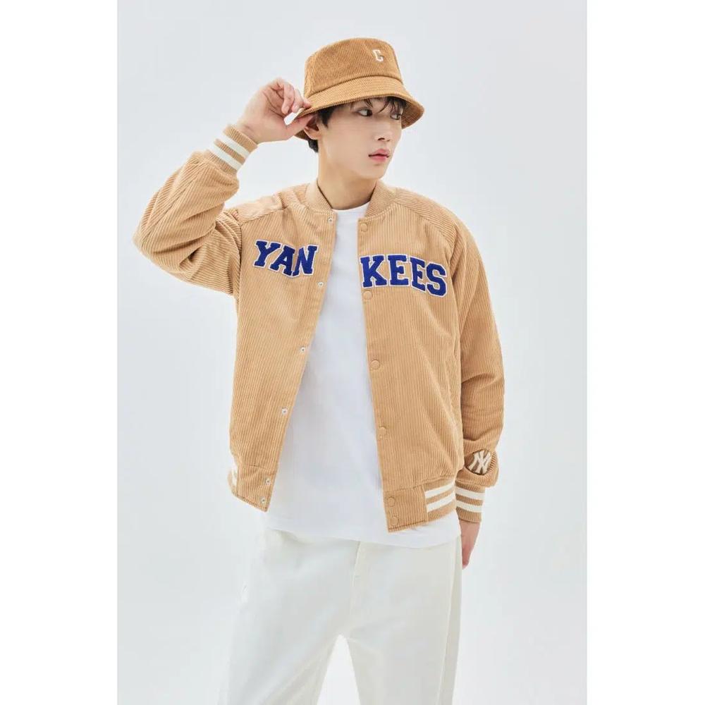 ВЕЛЬВЕТОВАЯ УНИВЕРСИТЕТСКАЯ КУРТКА NEW YORK YANKEES 3