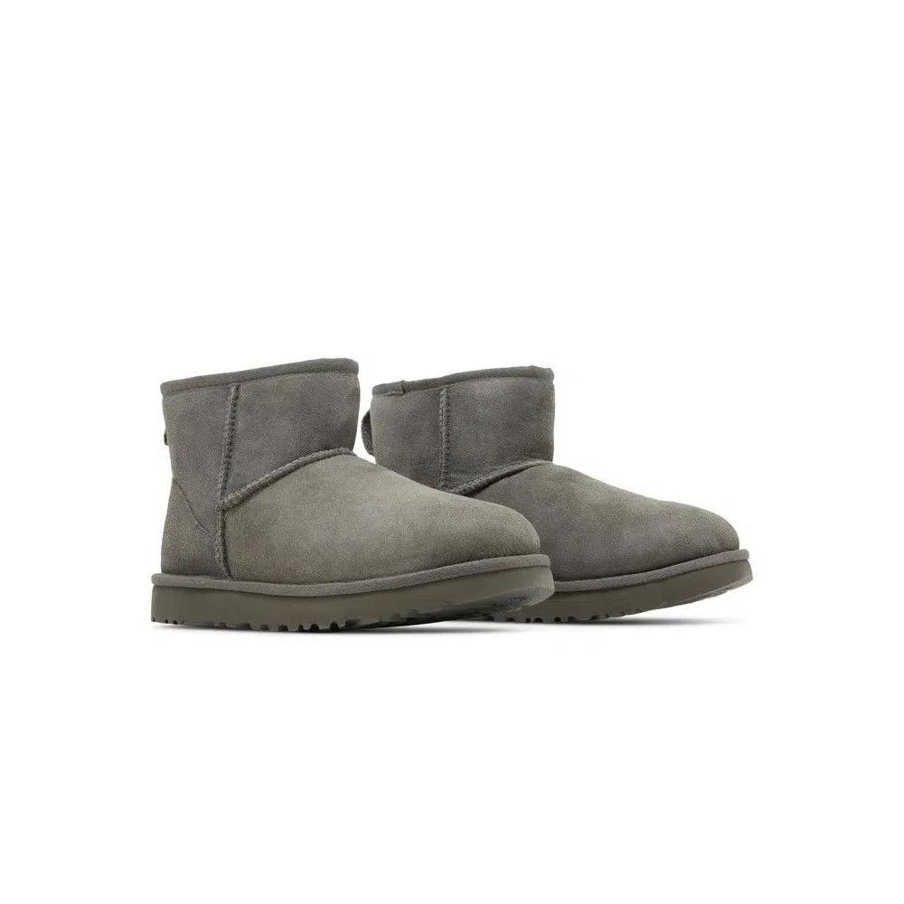 Ботинки Boots UGG Wmns Classic Mini II Boot 'Grey' 8