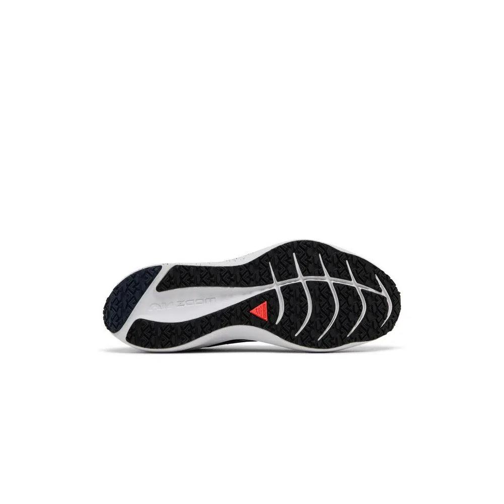 Кроссовки Nike Winflo 8 Shield 'Black Iron Grey' 4