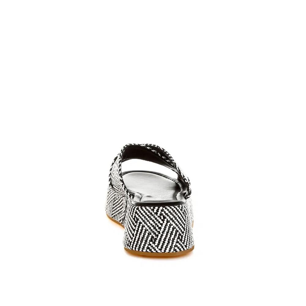 Raffia Flatform Slip Ons в черно-белом цвете 5