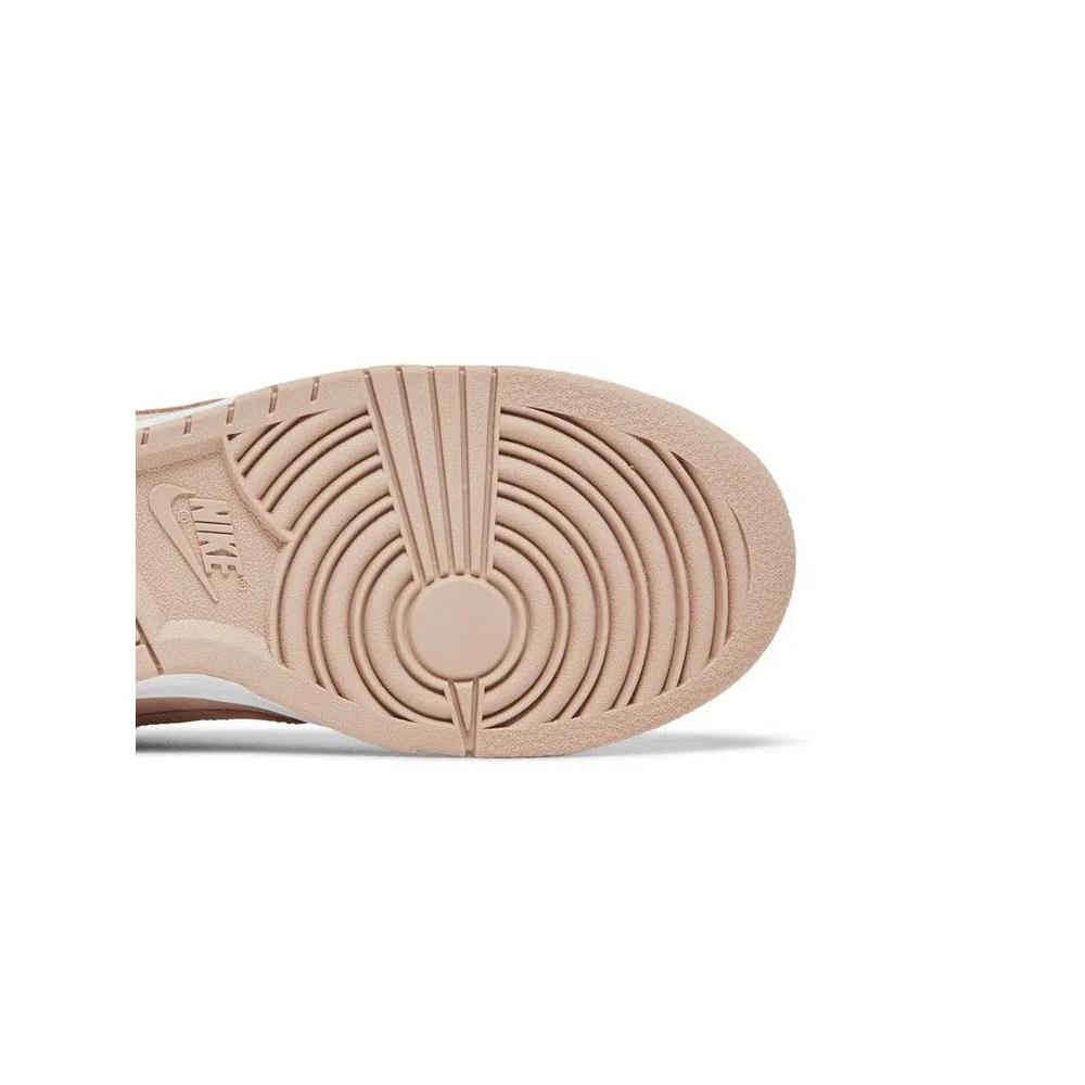 Кроссовки Nike Wmns Dunk Low Premium 'Soft Pink' 5
