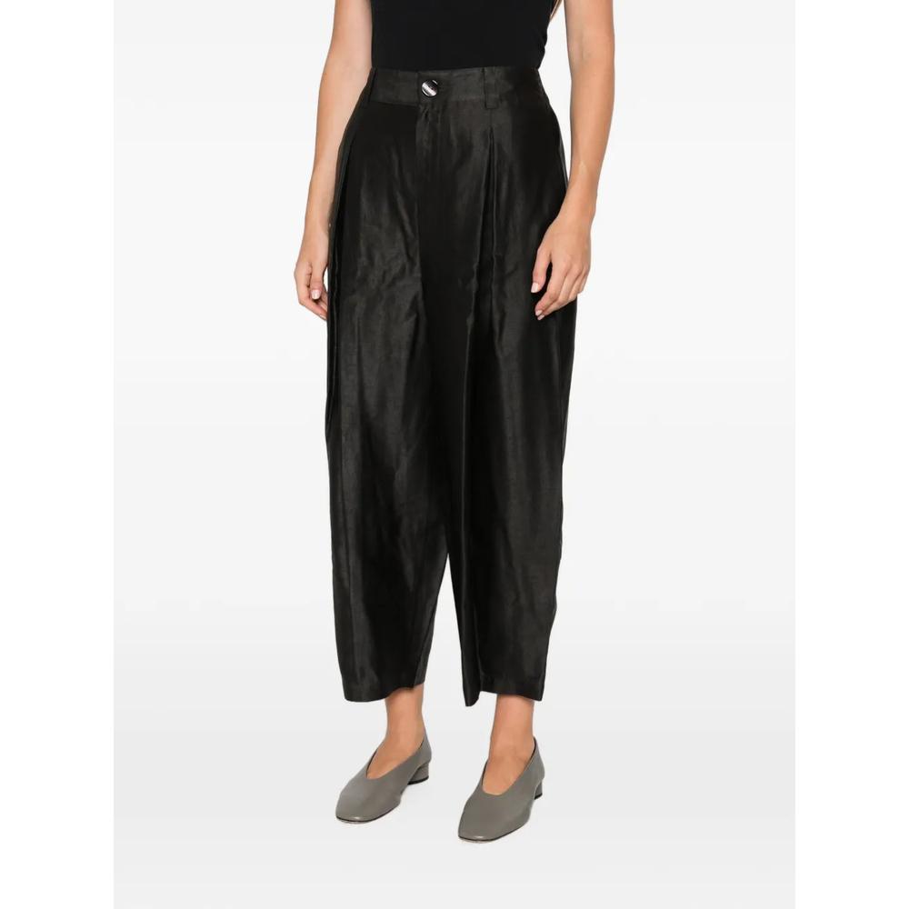 pleated tapered trousers 3