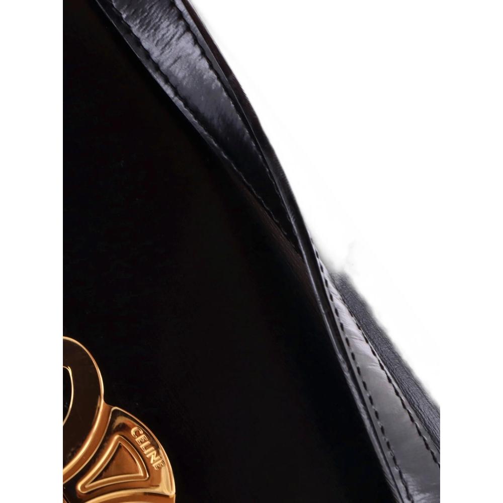 Triomphe East-West Smooth Calfskin shoulder bag 5