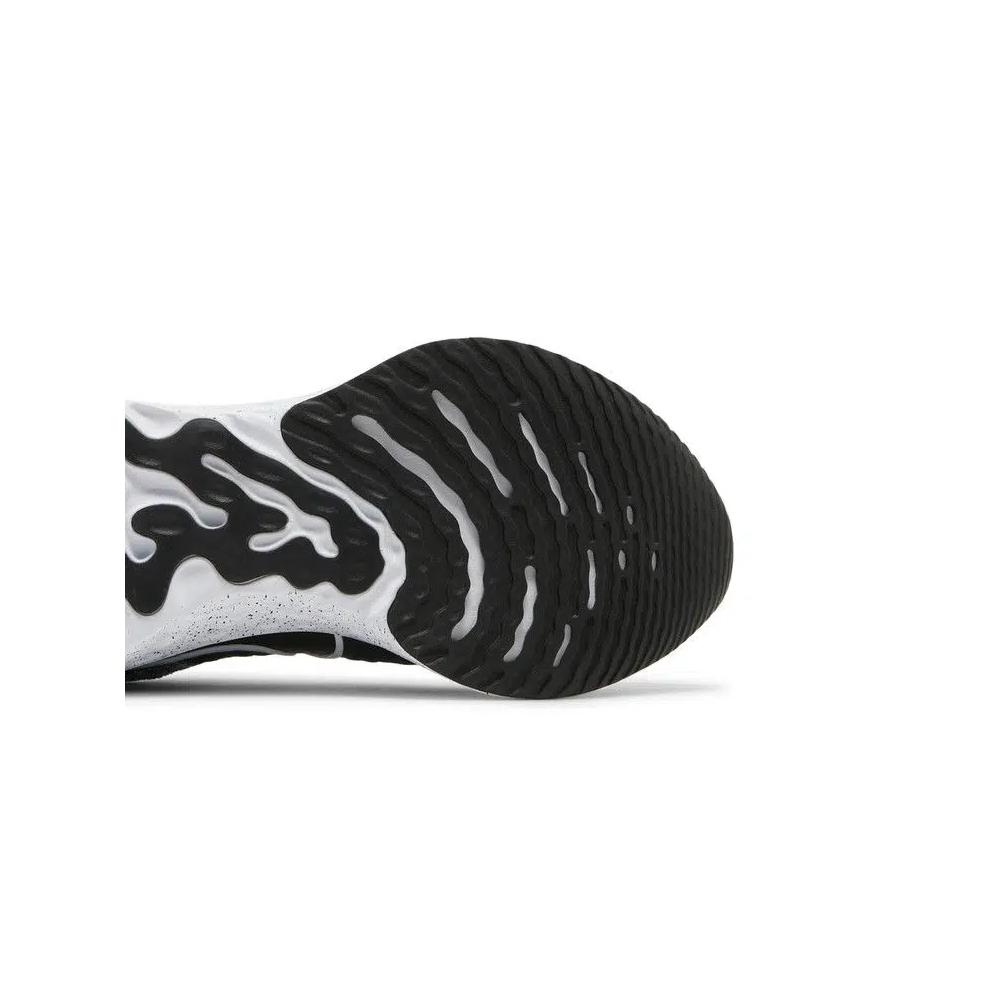 Кроссовки Nike React Infinity Run Flyknit 2 'White Black' 5