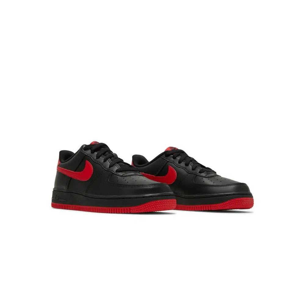 Кроссовки Nike Air Force 1 GS 'Bred' 8
