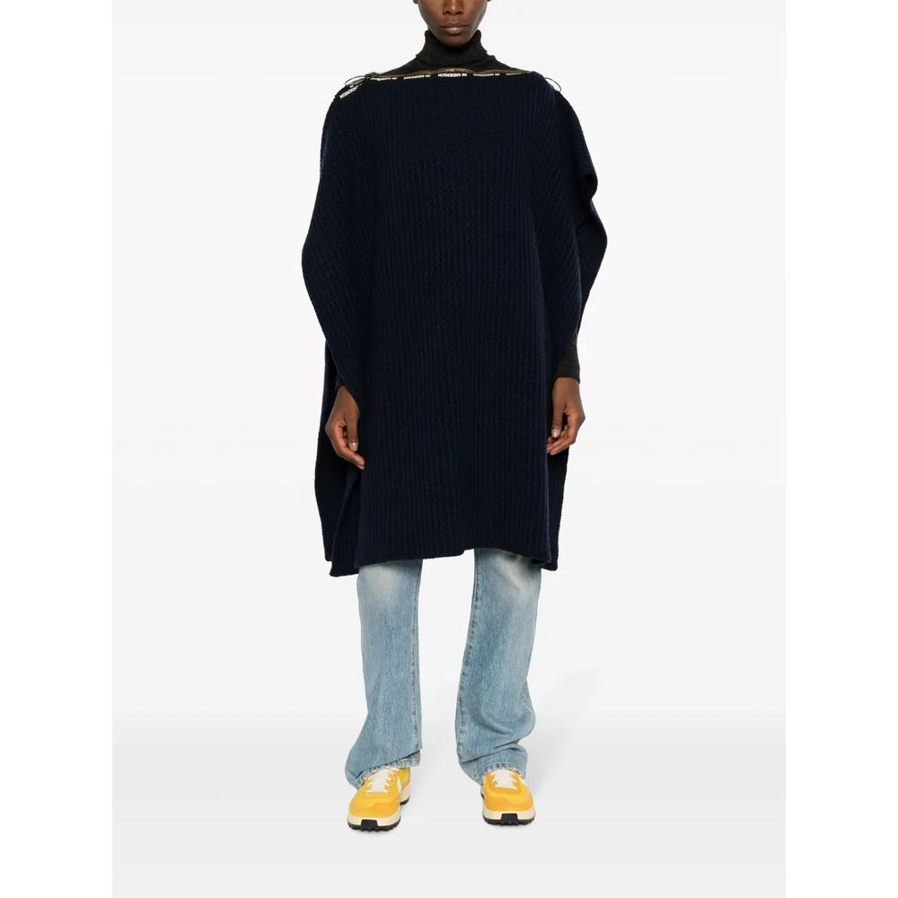 Кафтан в рубчик из коллаборации с JW Anderson 2