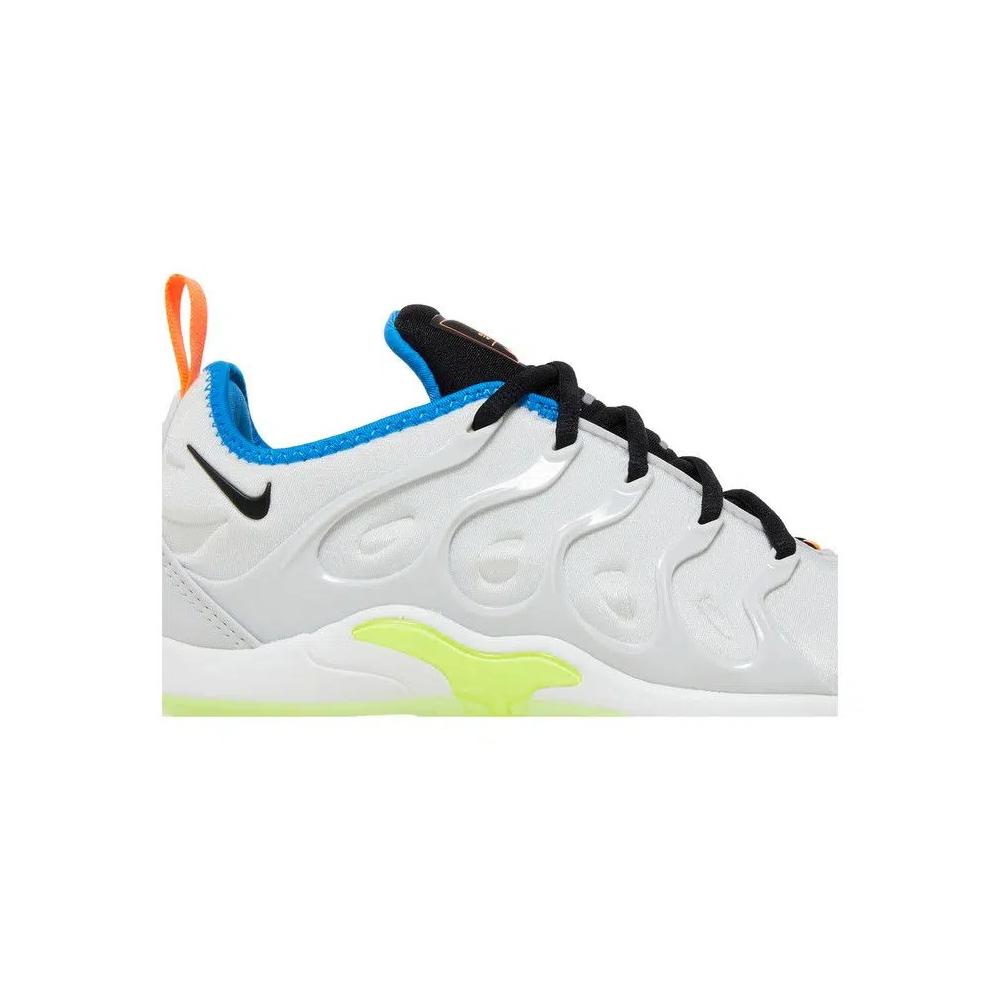 Кроссовки Nike Wmns Air VaporMax Plus 'Photon Dust Volt' 2