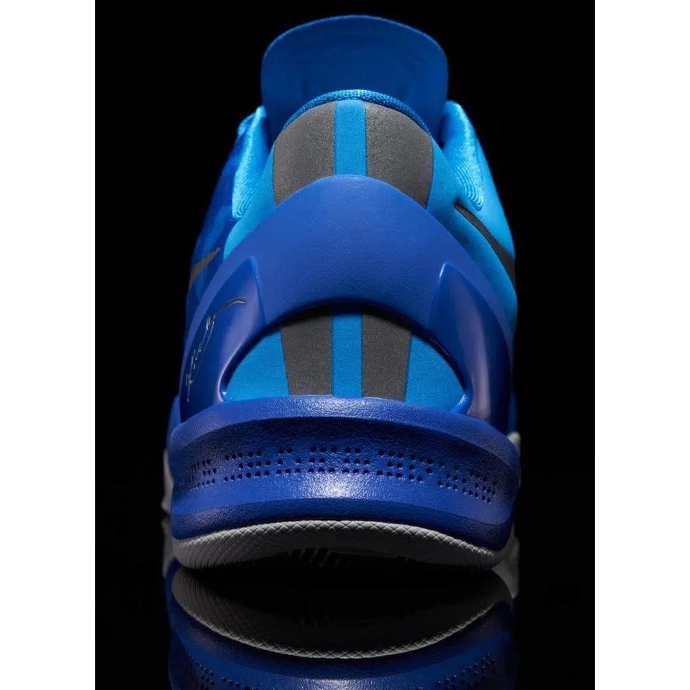 Кроссовки Nike Kobe 8 'Blue Coral Snake' 5