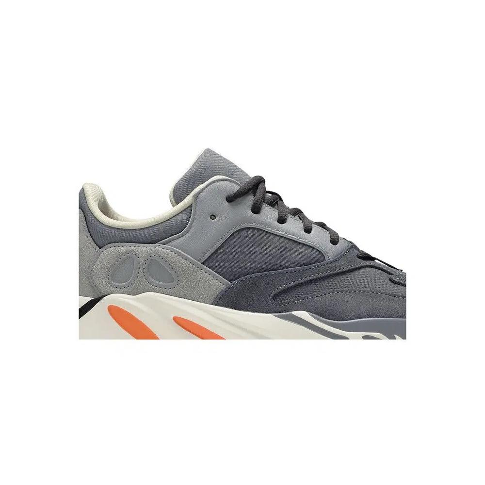 Кроссовки adidas Yeezy Boost 700 'Magnet' 2