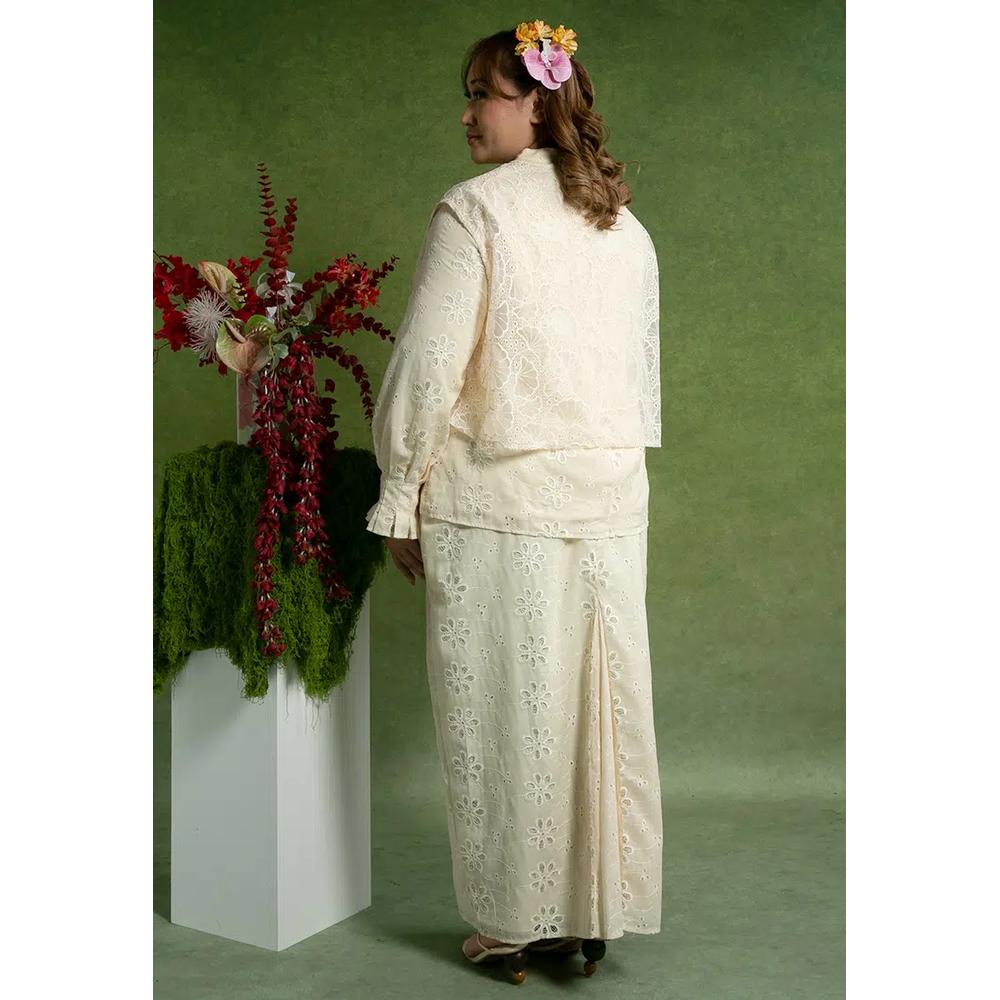 Amelia Plus Kedah Kurung с комплектом жилета 2