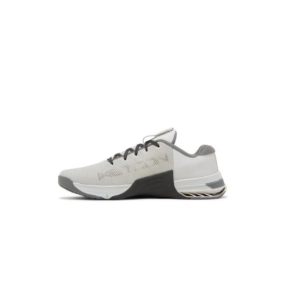 Кроссовки Nike Metcon 8 'Photon Dust Anthracite' 3