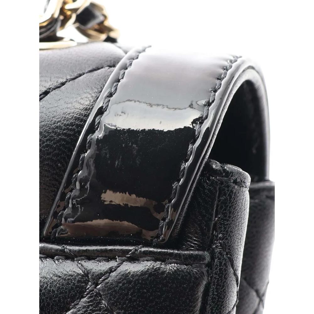 Сумка через плечо Mini Crumpled Glazed Lambskin Flap (2021-2026 годы) 2