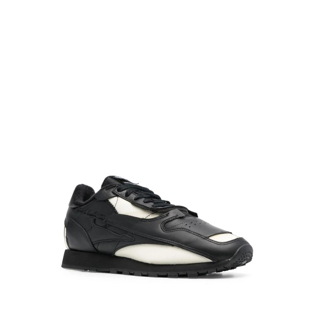 Кроссовки Memory Of из коллаборации с Reebok 2