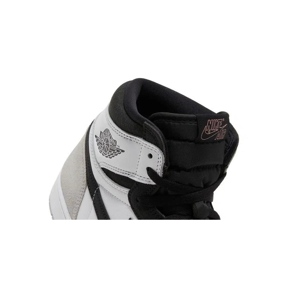 Кроссовки Air Jordan 1 Retro High OG 'Stage Haze' 9