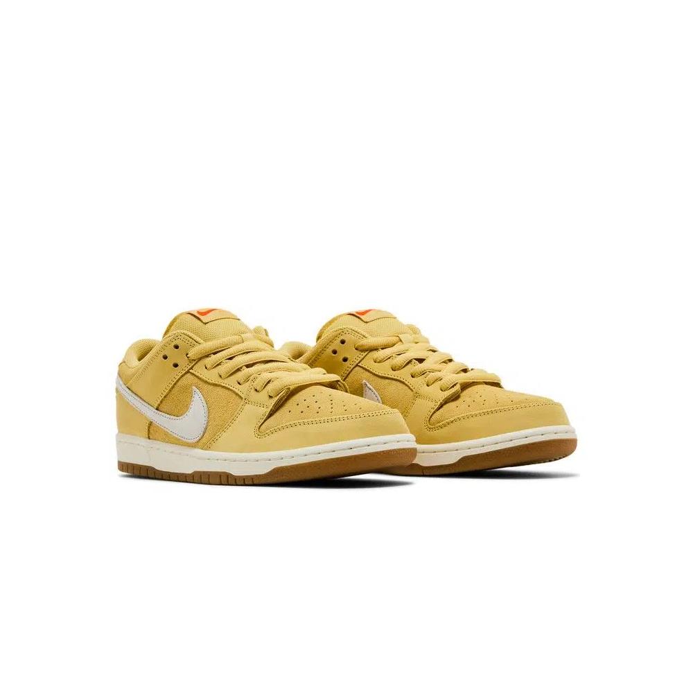 Кроссовки Nike Dunk Low Pro SB 'Saturn Gold' 8