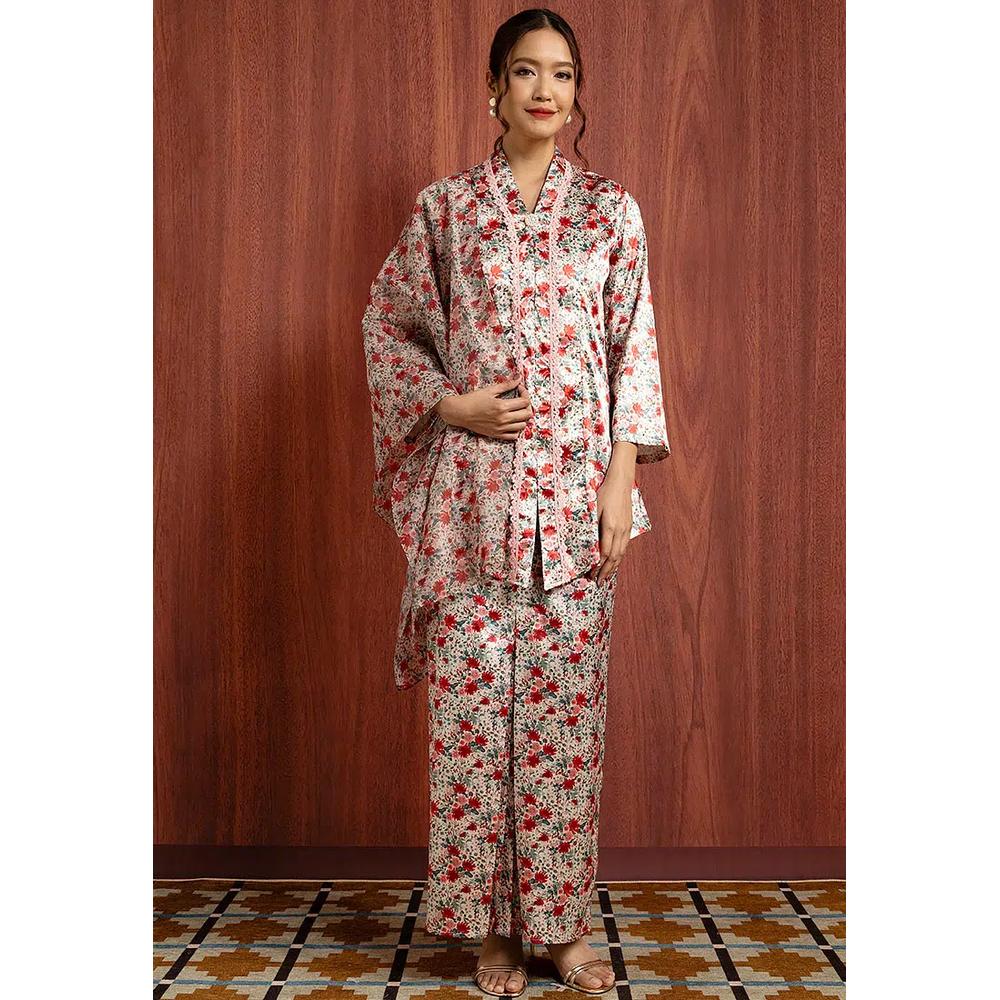 SALMA KURUNG LABUH SET С ШАЛЬЮ 4