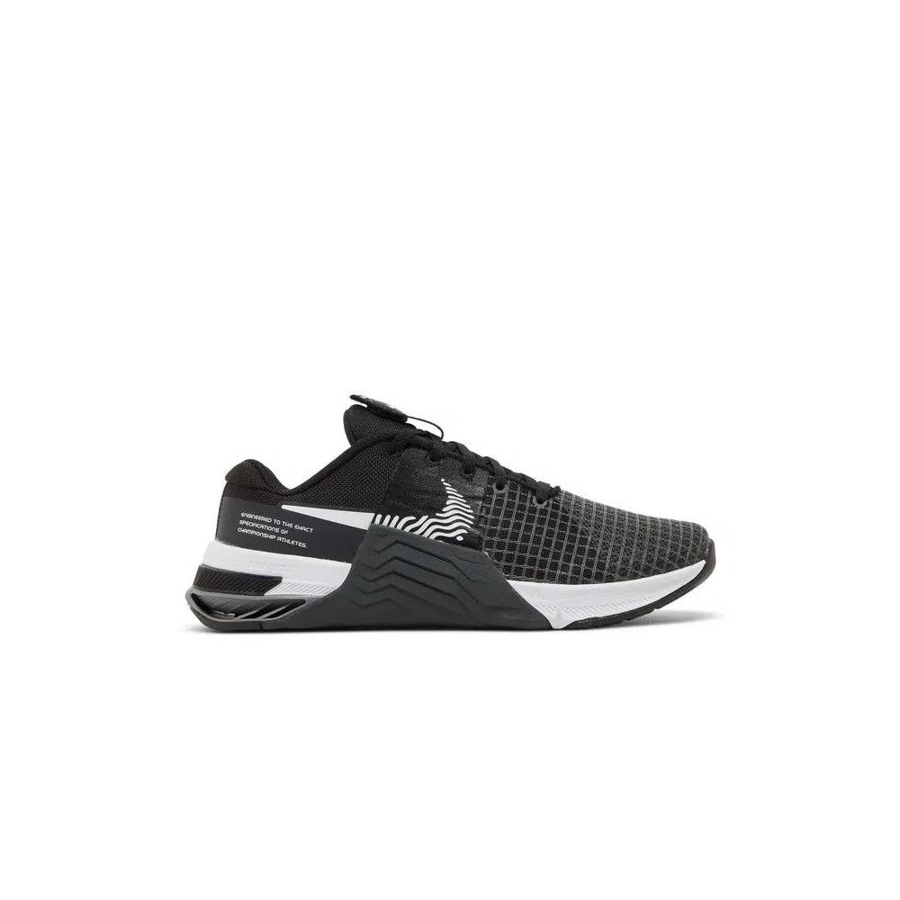 Кроссовки Nike Wmns Metcon 8 'Black Dark Smoke Grey' 1