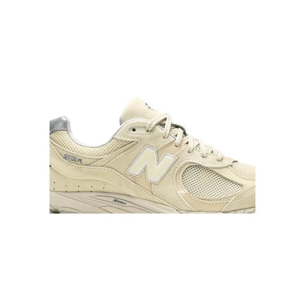 Кроссовки New Balance 2002 «Bone» 2