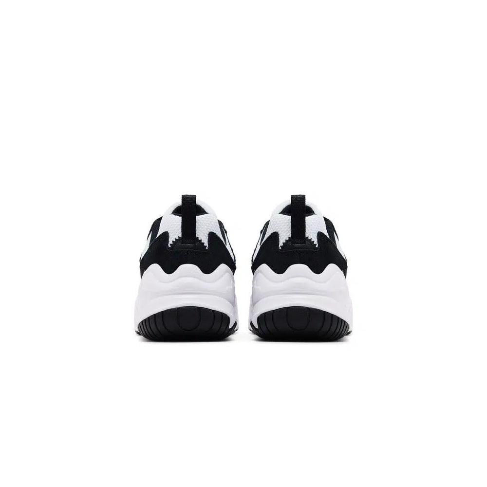 Кроссовки Nike Wmns Tech Hera 'White Black' 6